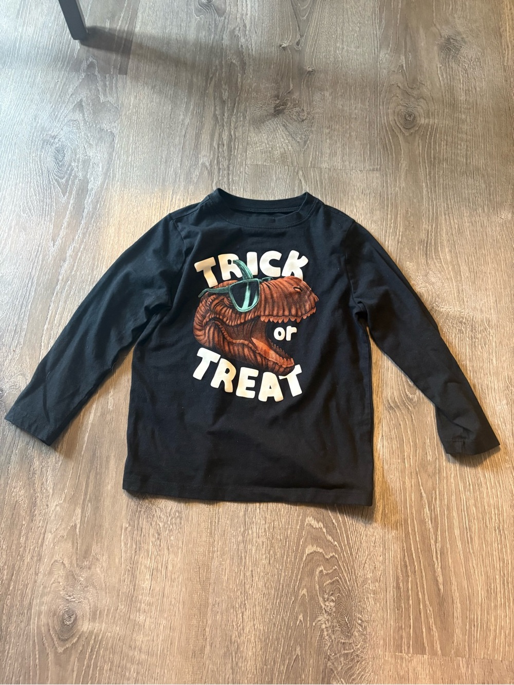 Little Boys Carters Halloween Shirt - Size S